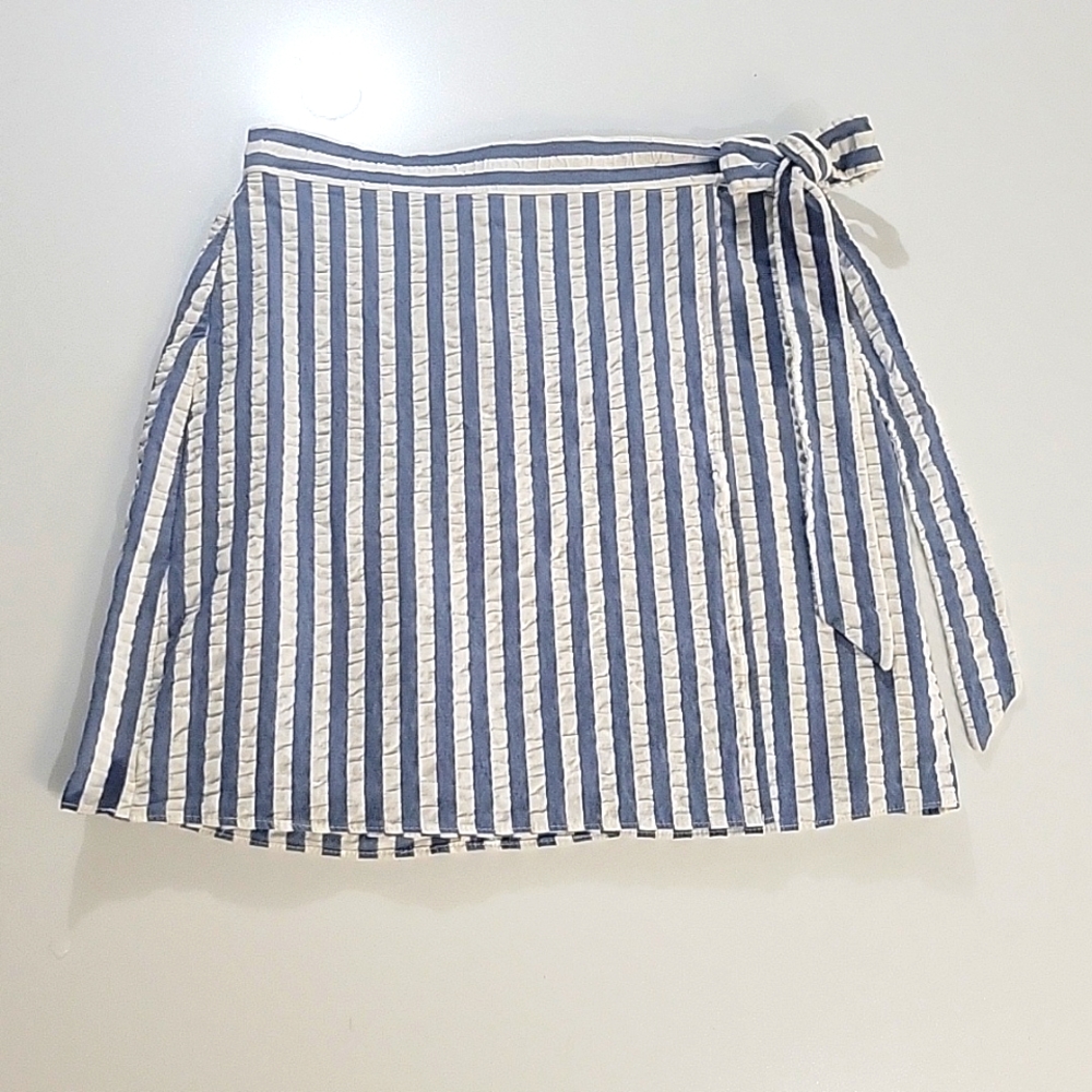 J. Crew Blue & White Side Tie Skirt Sz 00